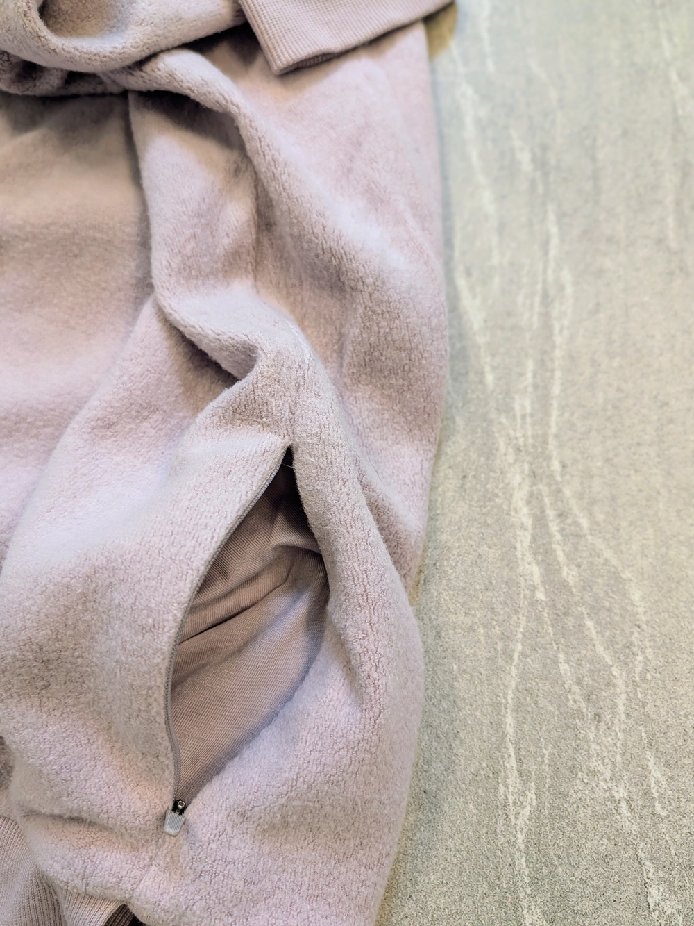 ALO Yoga Turtleneck Fleece Pullover - Women's XS - Picture 3 of 7